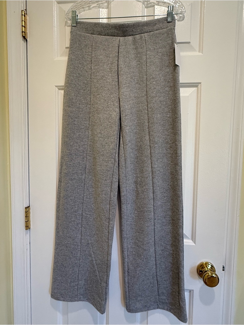 Truth By Republic Cozy Gray Two-Piece Knit Lounge Set🩶 - Picture 3 of 5